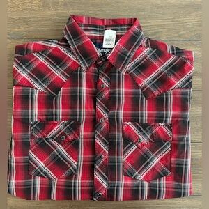 Wrangler Men's Red and Black Plaid Button Down Shirt Size‎ L New With Tags